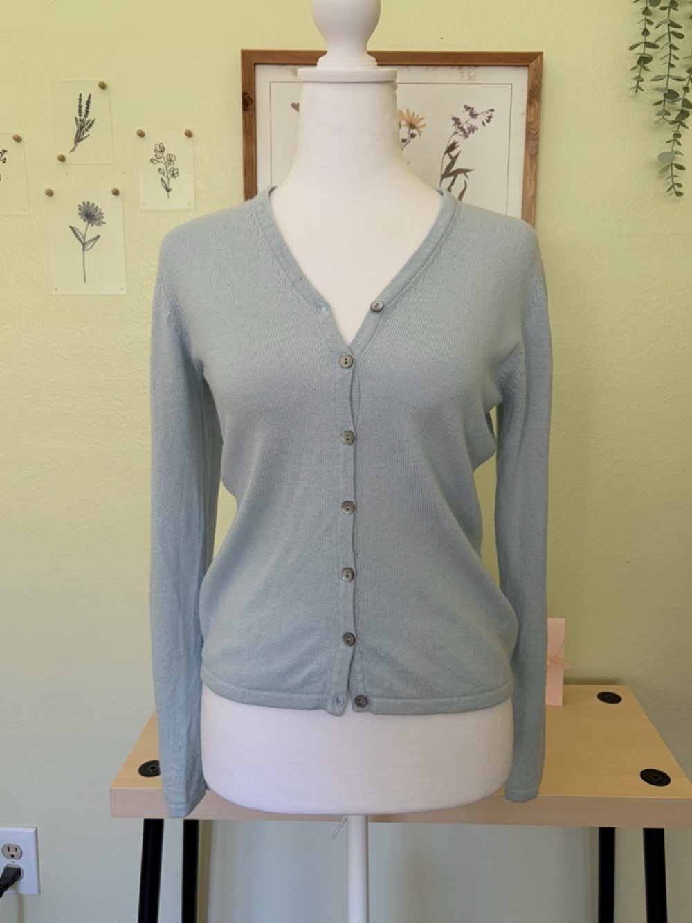 Preview Collection Silk Cashmere Blend Light Blue Button Front Cardigan Sweater